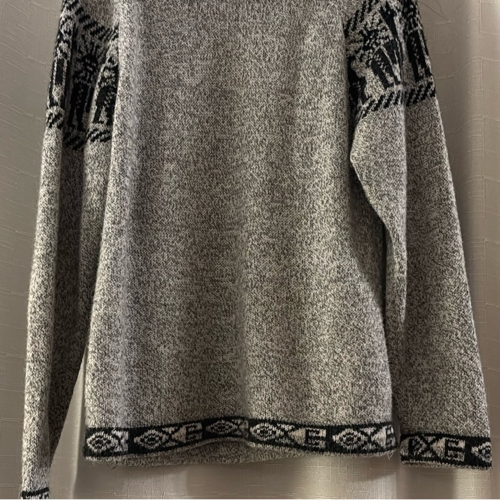 Unisex Mens L/womens XL alpaca hooded kangaroo pocket sweater in great condition - Picture 4 of 6
